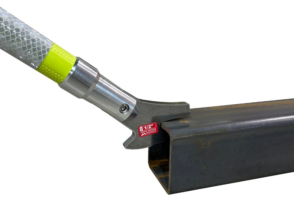 GAR 36 tool for moving, carrying and handling pipe and tube