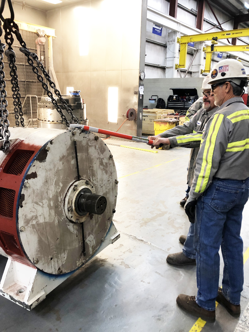 short reach hands-free no-touch magnetic material handling safety tool. Magnetic Riggers Pole