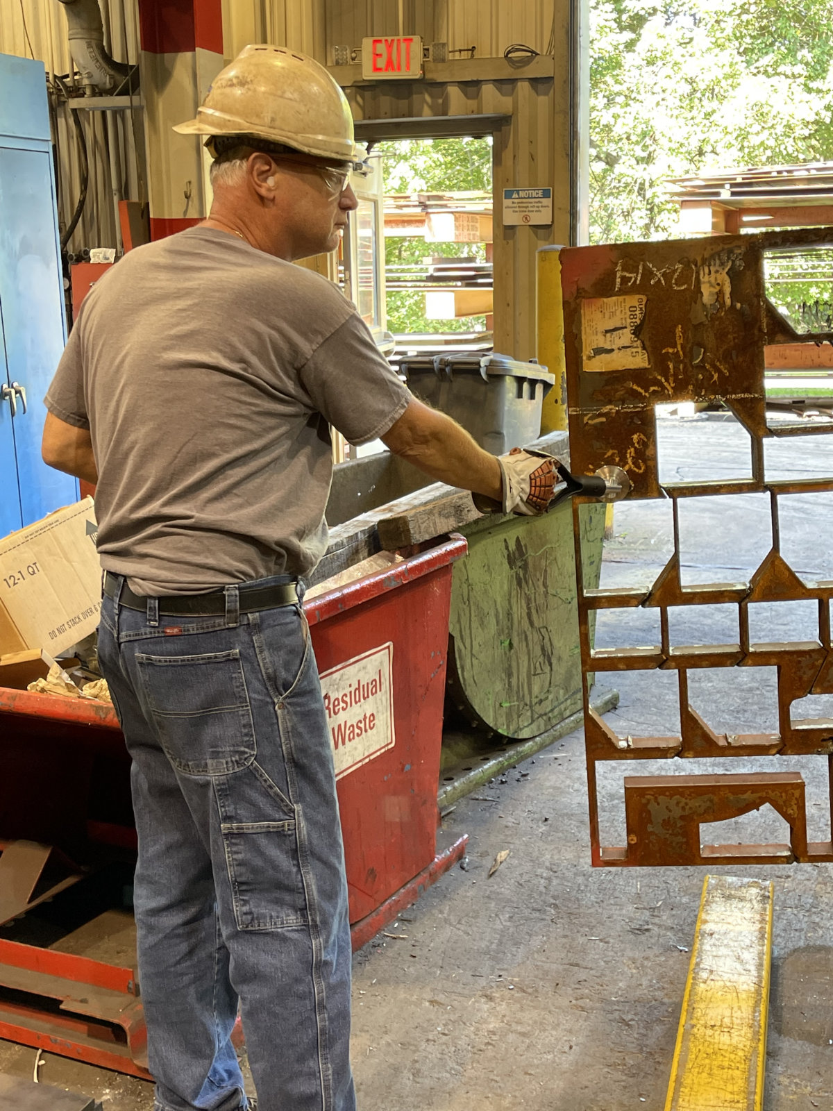 MULTIGRAB II A Powerful and Versatile Material Handling