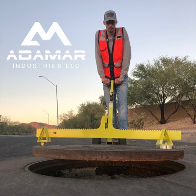 Hands-Free Manhole Lid Lifter