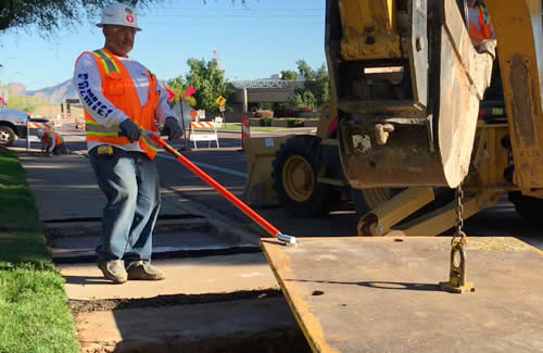 hands free magnetic material handling safety tool. Magnetic Riggers Pole