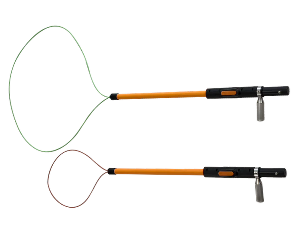 Snare-It adjustable cable loop, dog catcher style hand safety tool